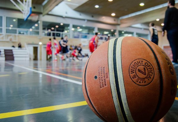 How Can Tactical Periodization Be Applied to Improve Team Performance in Basketball?